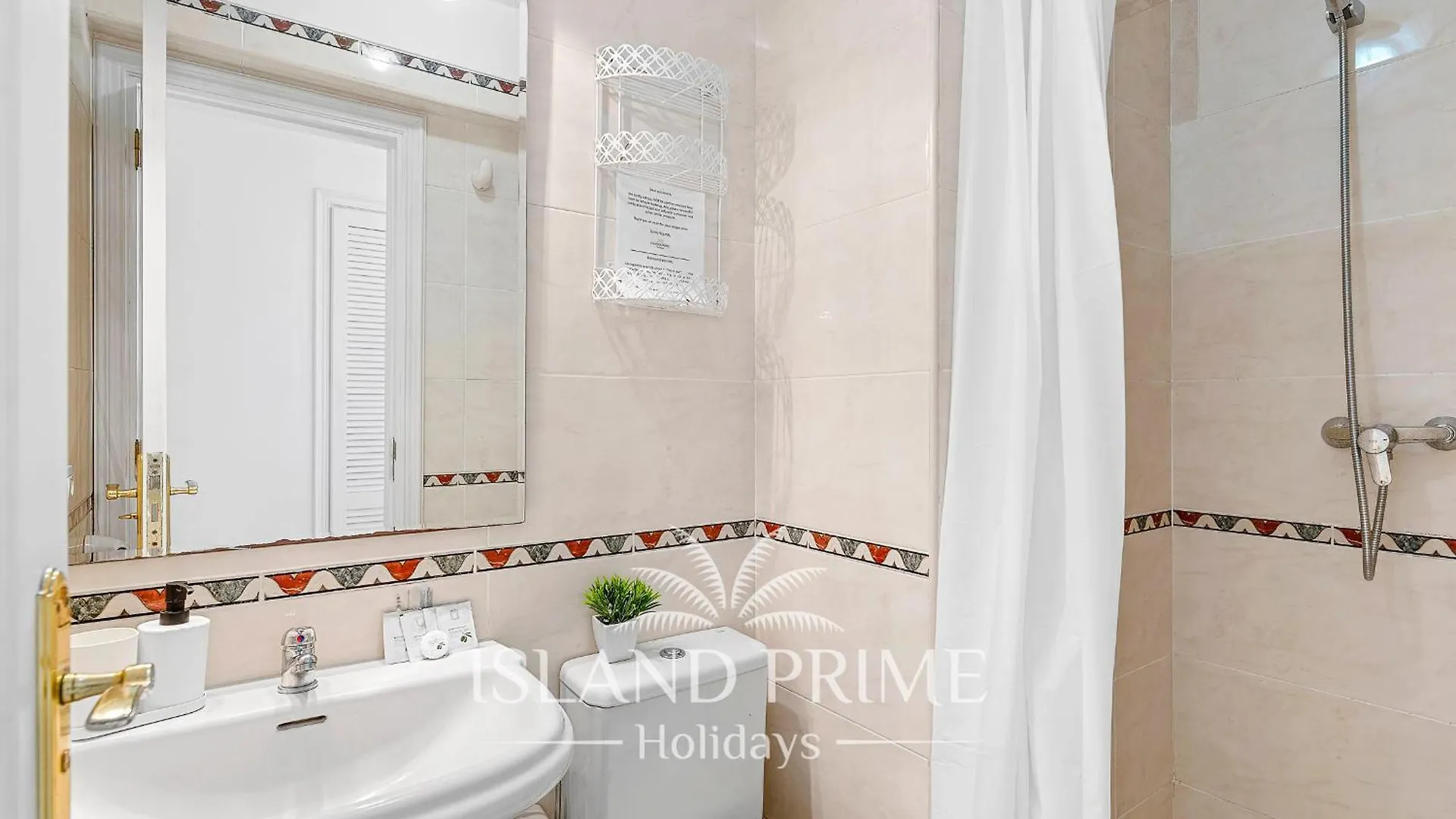 3X Bedroom With Heated Pool Holiday Og101 San Miguel de Abona